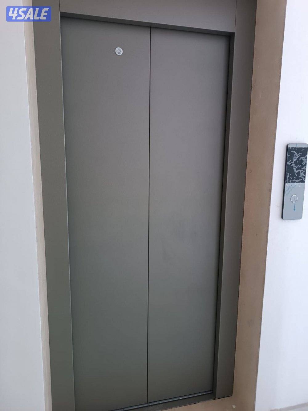 للبدل قسيمة بتوسعه الوفرة البدل مع أرض في مدينة المطلاع ثلاث أدوار0