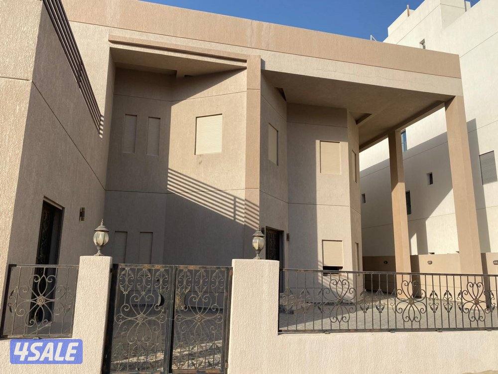 بيت كامل للإيجار0