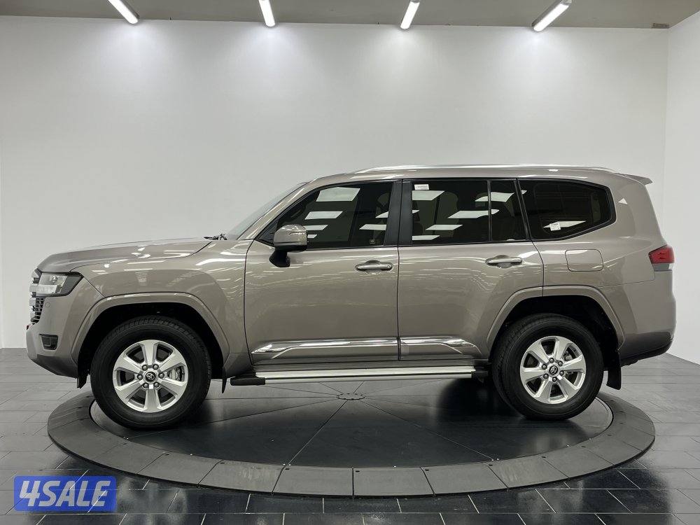 TOYOTA LAND CRUISER 23L3T-GXREF_U2