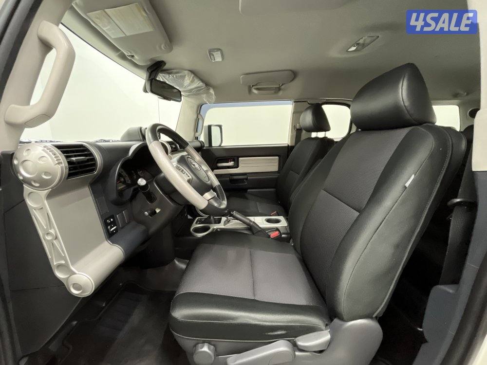 TOYOTA FJ CRUISER 22FJH2_U4