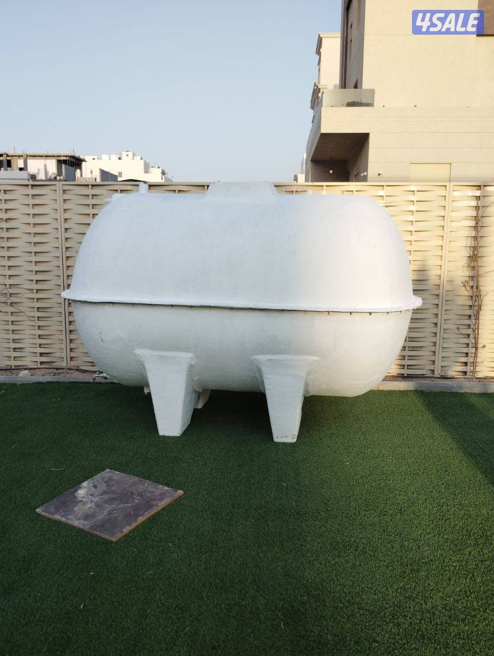 للبيع توانكي فيبر غلاس مكفولات شهر + حنفيات جديده و يوجد توانكي الشبك2