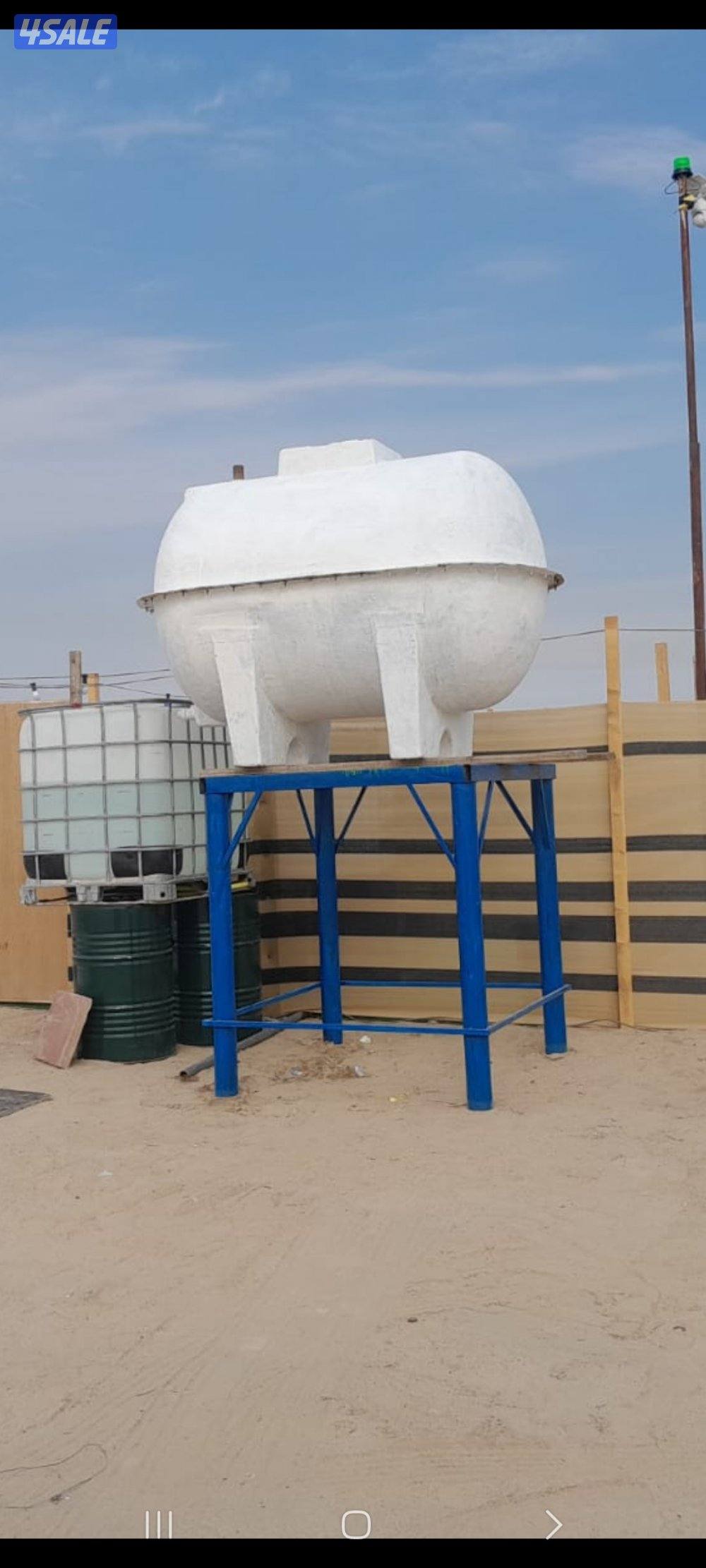 للبيع توانكي فيبر غلاس مكفولات شهر + حنفيات جديده و يوجد توانكي الشبك9