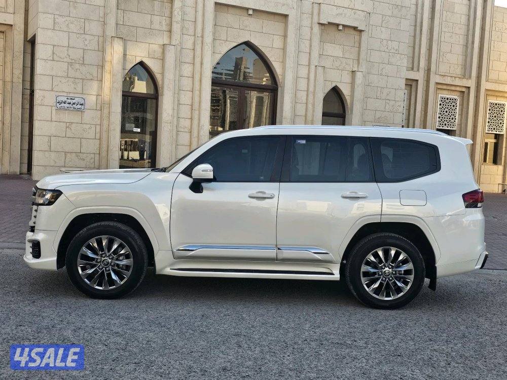 لاند كروزر ايرو اس 20231