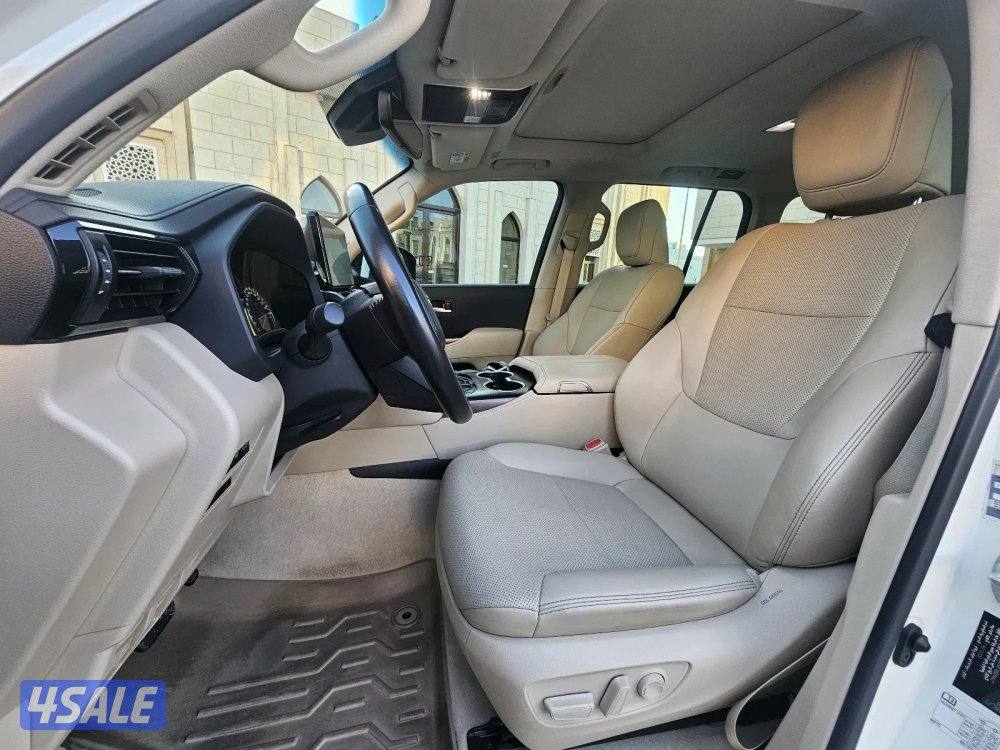 لاند كروزر ايرو اس 20237