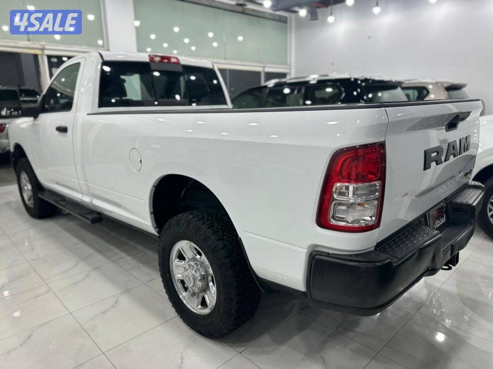 وانيت دودج رام قماره دبل ارضي موديل ٢٠٢٣ عداد ٣٣ ألف كم وارد الوكاله1