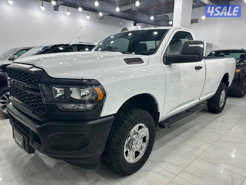 وانيت دودج رام قماره دبل ارضي موديل ٢٠٢٣ عداد ٣٣ ألف كم وارد الوكاله0