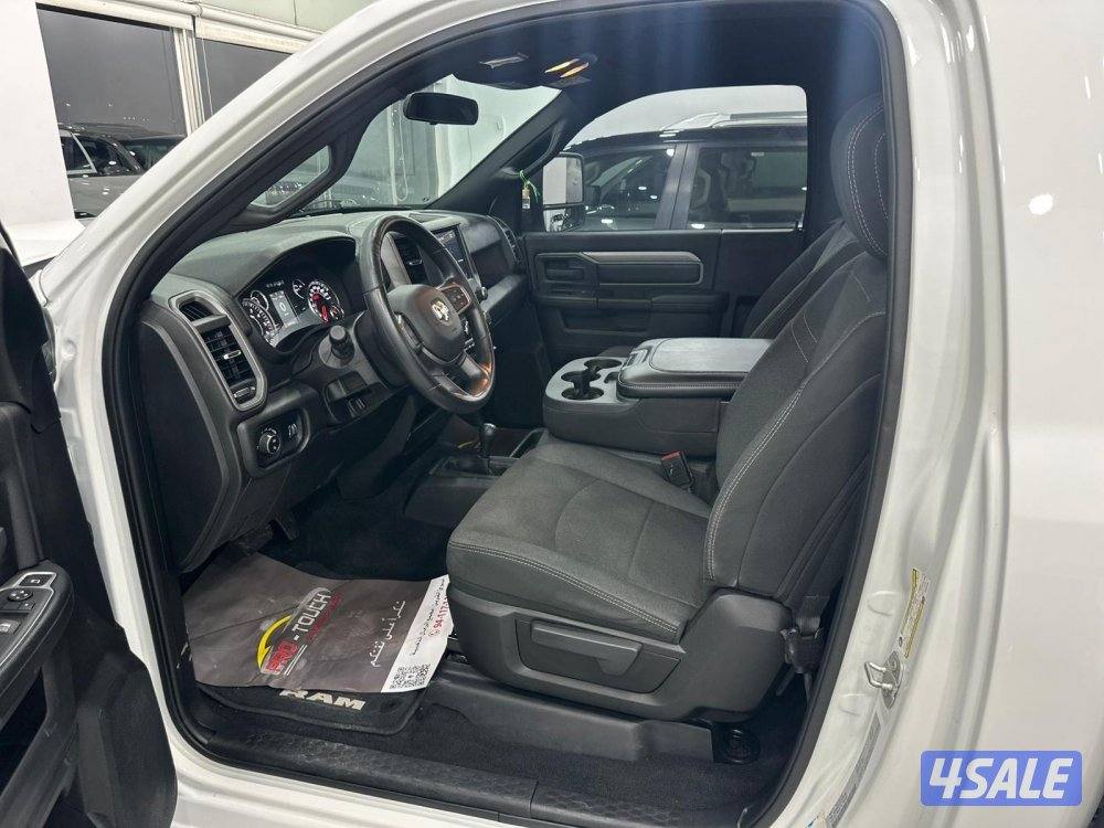 وانيت دودج رام قماره دبل ارضي موديل ٢٠٢٣ عداد ٣٣ ألف كم وارد الوكاله2