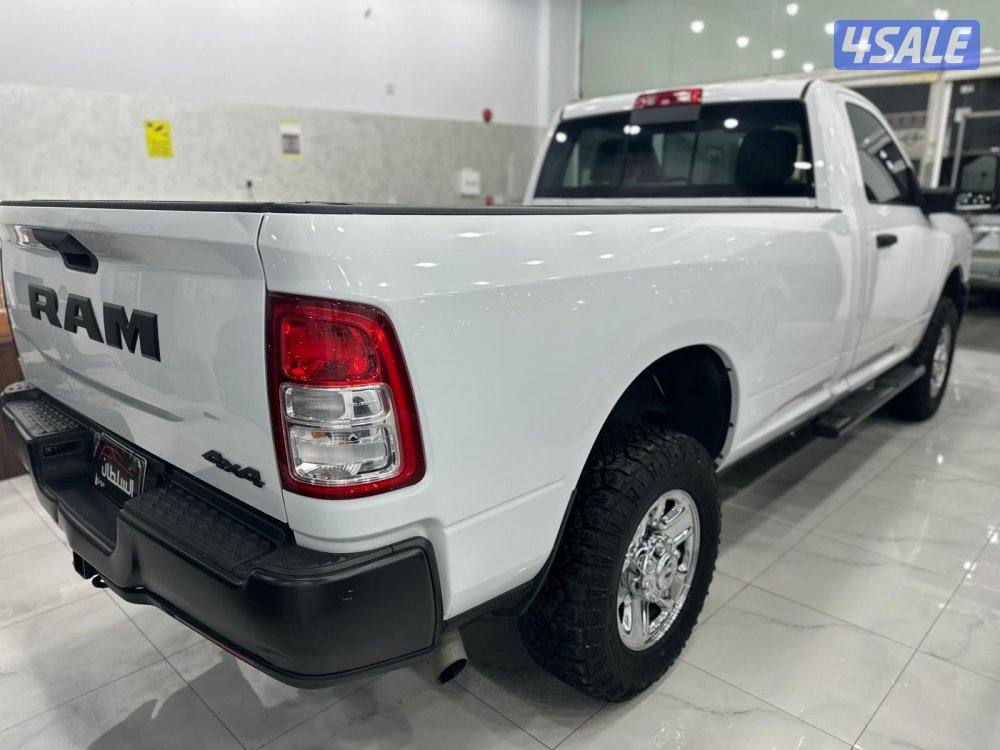 وانيت دودج رام قماره دبل ارضي موديل ٢٠٢٣ عداد ٣٣ ألف كم وارد الوكاله4