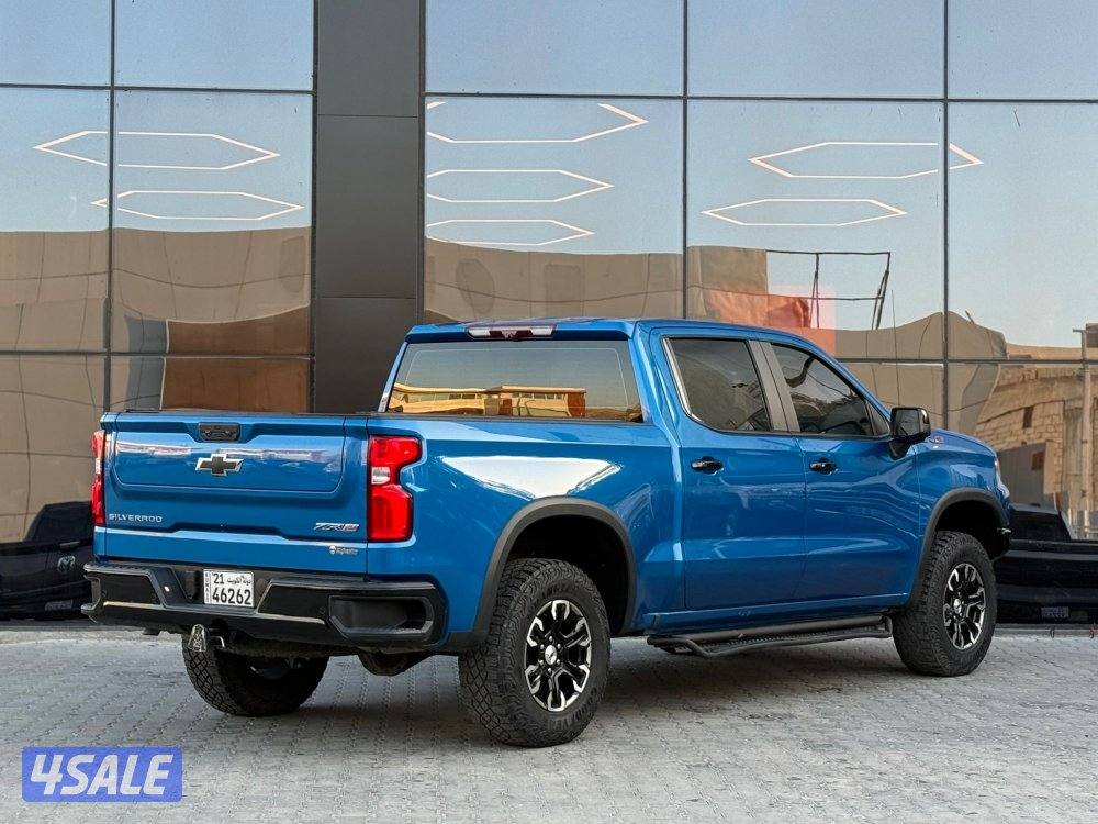 SULVERADO ZR2 6.2 _2022 صبغ الوكالة4