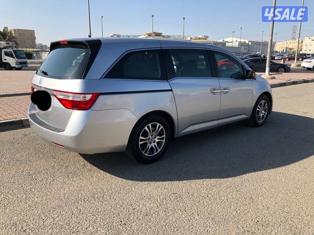 اوديسي موديل 2011 بحاله نادره. كامل المواصفات1