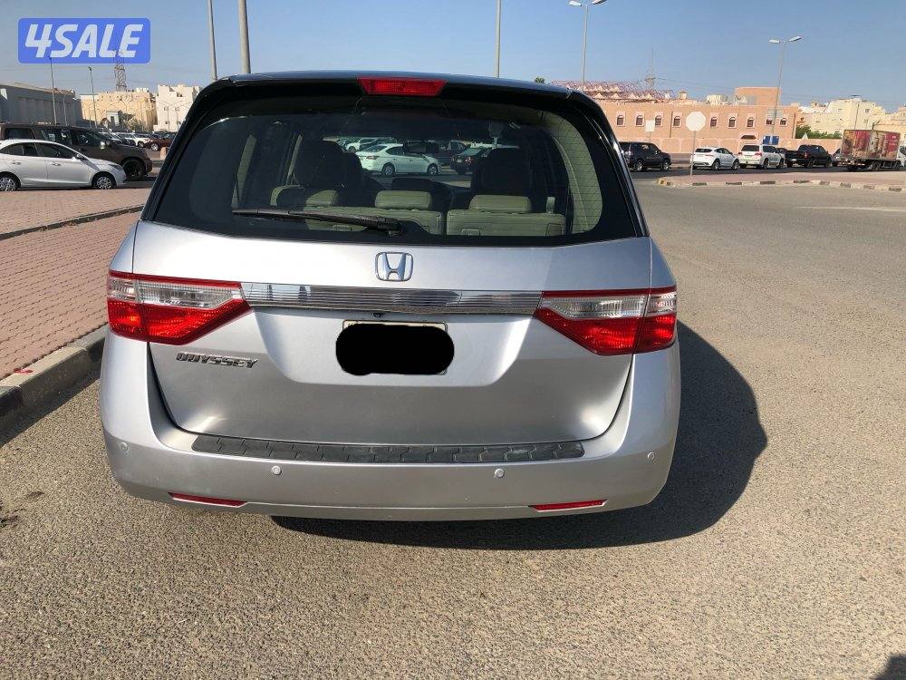 اوديسي موديل 2011 بحاله نادره. كامل المواصفات6