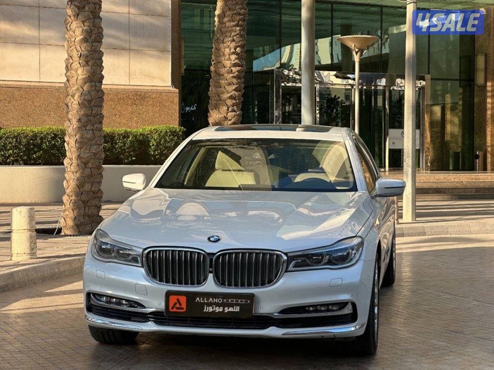 بي ام دبليو730Li موديل2016 عداد60الف وارد قطر سيرفس منتظم0