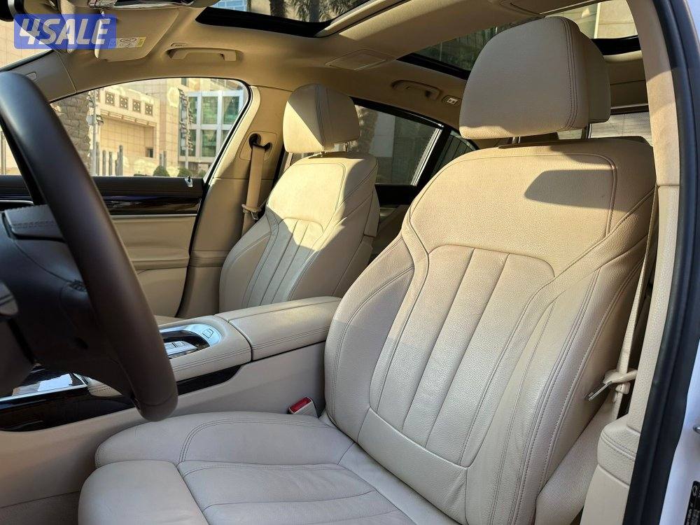 بي ام دبليو730Li موديل2016 عداد60الف وارد قطر سيرفس منتظم5