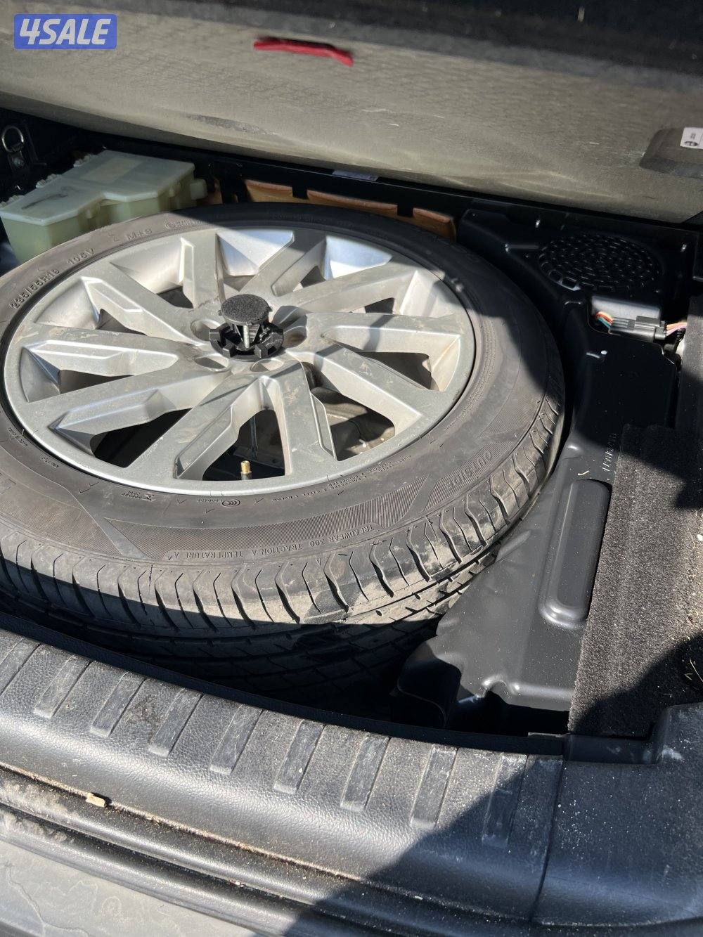 لاند روفر LR2 عداد 88 الف موديل 201411