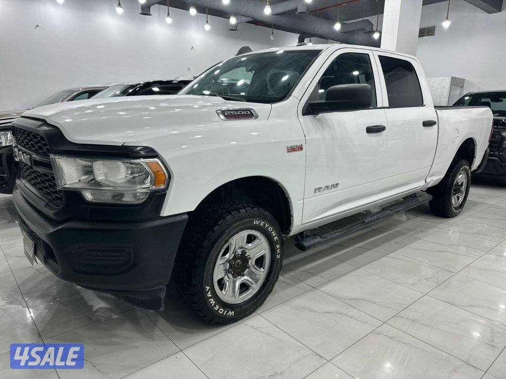 وانيت رام HD 2500 موديل ٢٠٢١ قمارتين وارد الوكاله ماشي ٦٨ ألف كم1