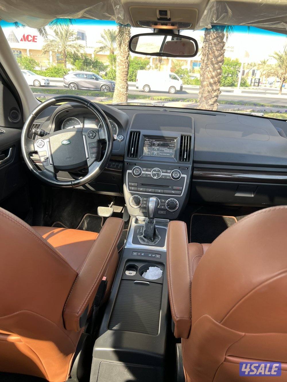 لاند روفر LR2 عداد 88 الف موديل 201413