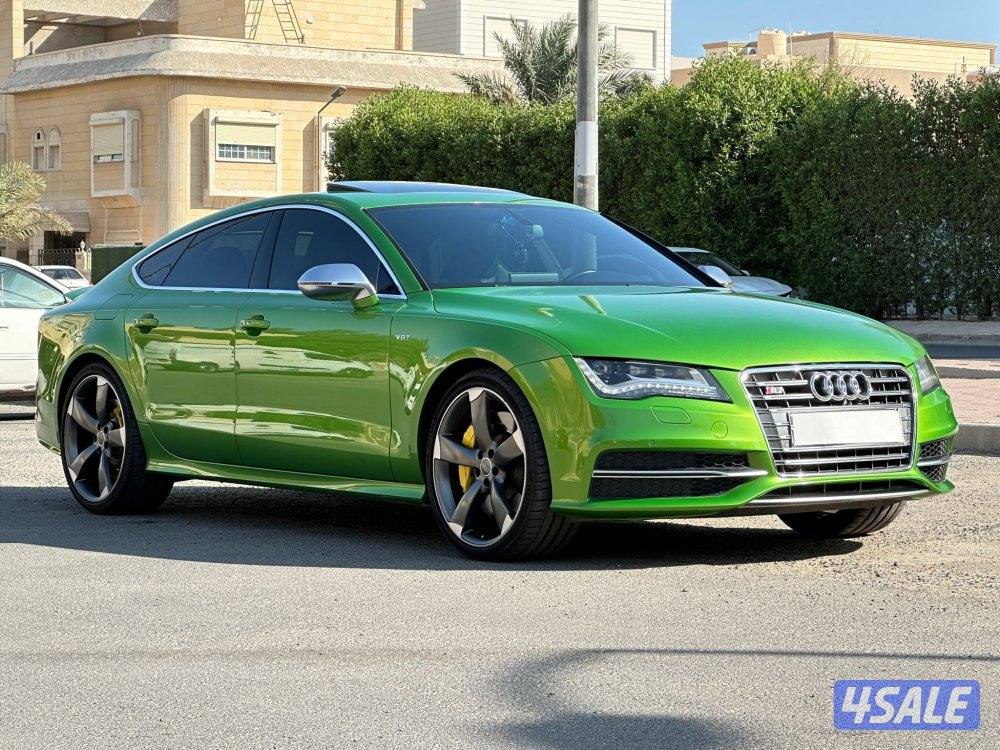 اودي 
S7
TFSI سلندر 8
عداد 94 الف فقط1