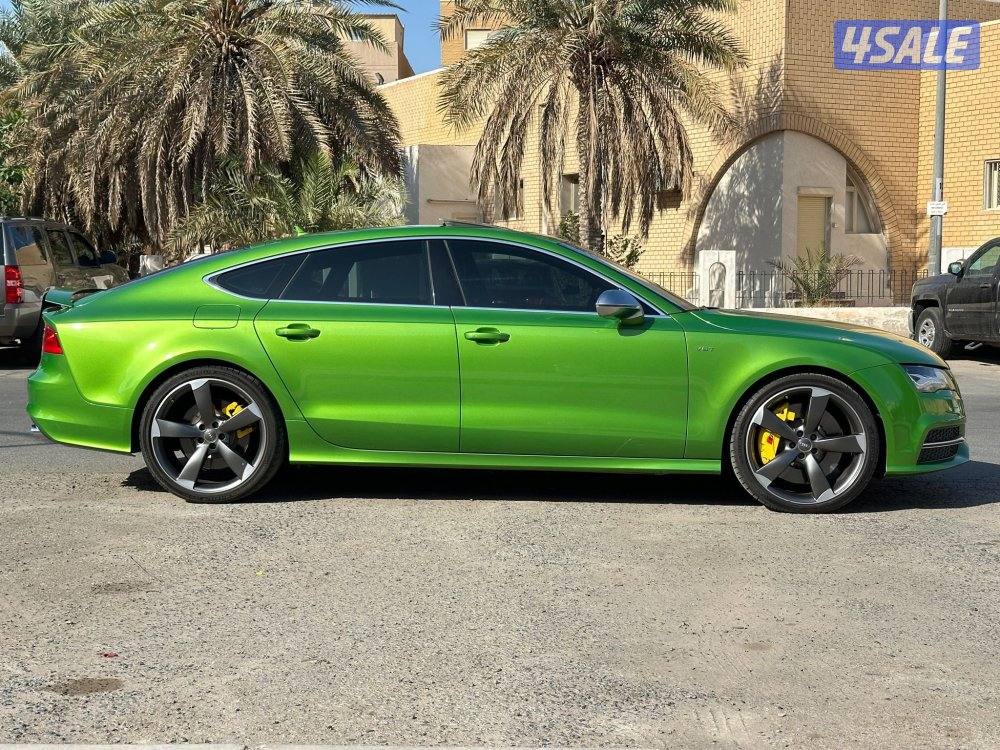 اودي 
S7
TFSI سلندر 8
عداد 94 الف فقط5