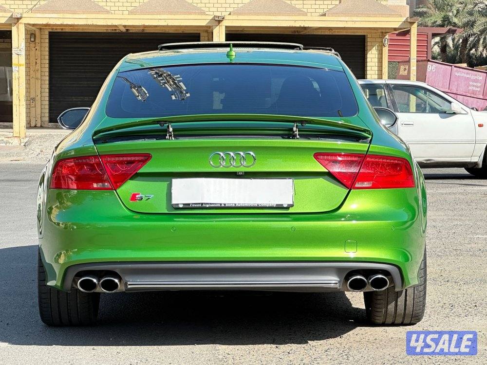 اودي 
S7
TFSI سلندر 8
عداد 94 الف فقط7