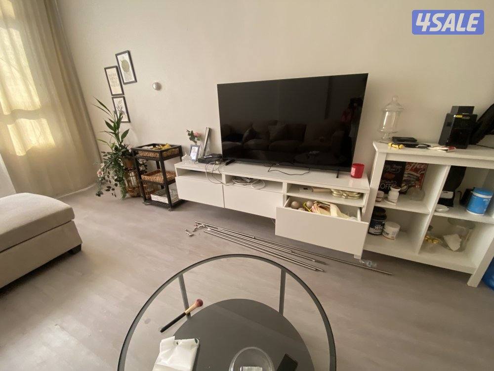 طاوله. بيضه. لبيع بحاله جيده جدا1