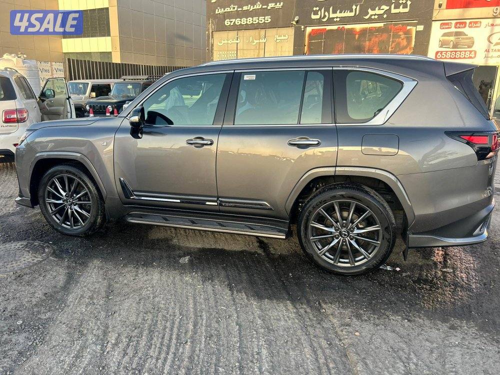 لكزس F.SPORT LX600 twin turbo.V62