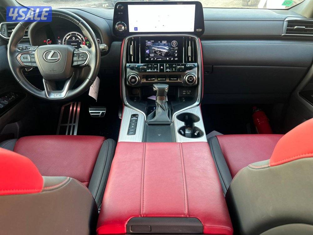 لكزس F.SPORT LX600 twin turbo.V64