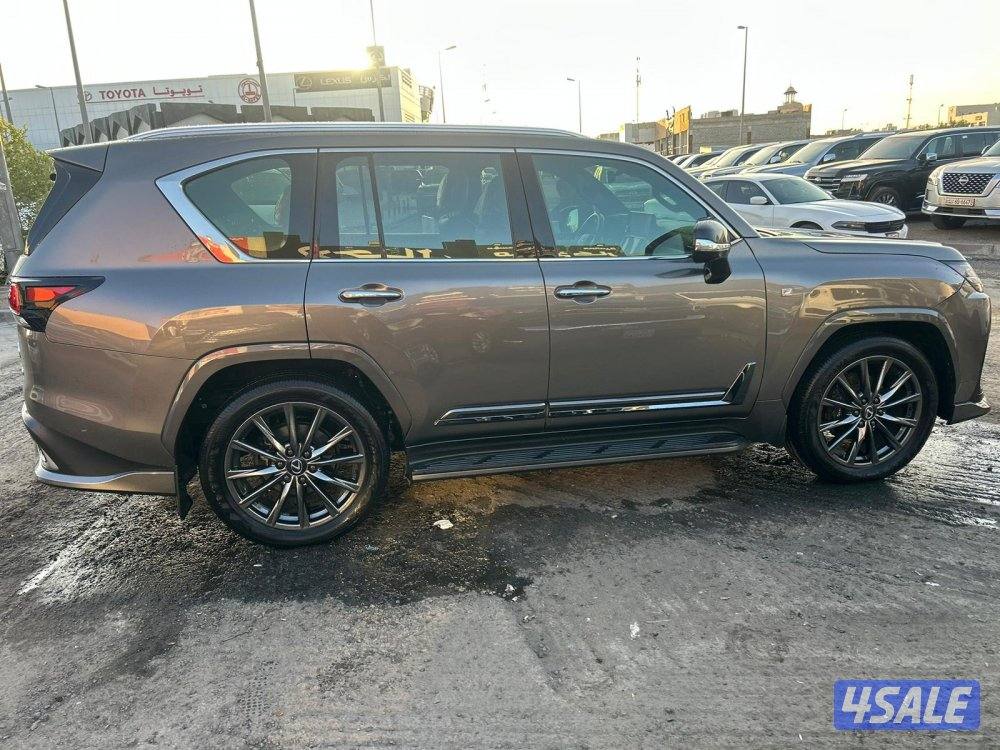 لكزس F.SPORT LX600 twin turbo.V63