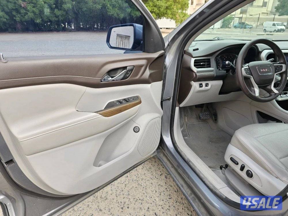 GMC Acadia SLE 202010