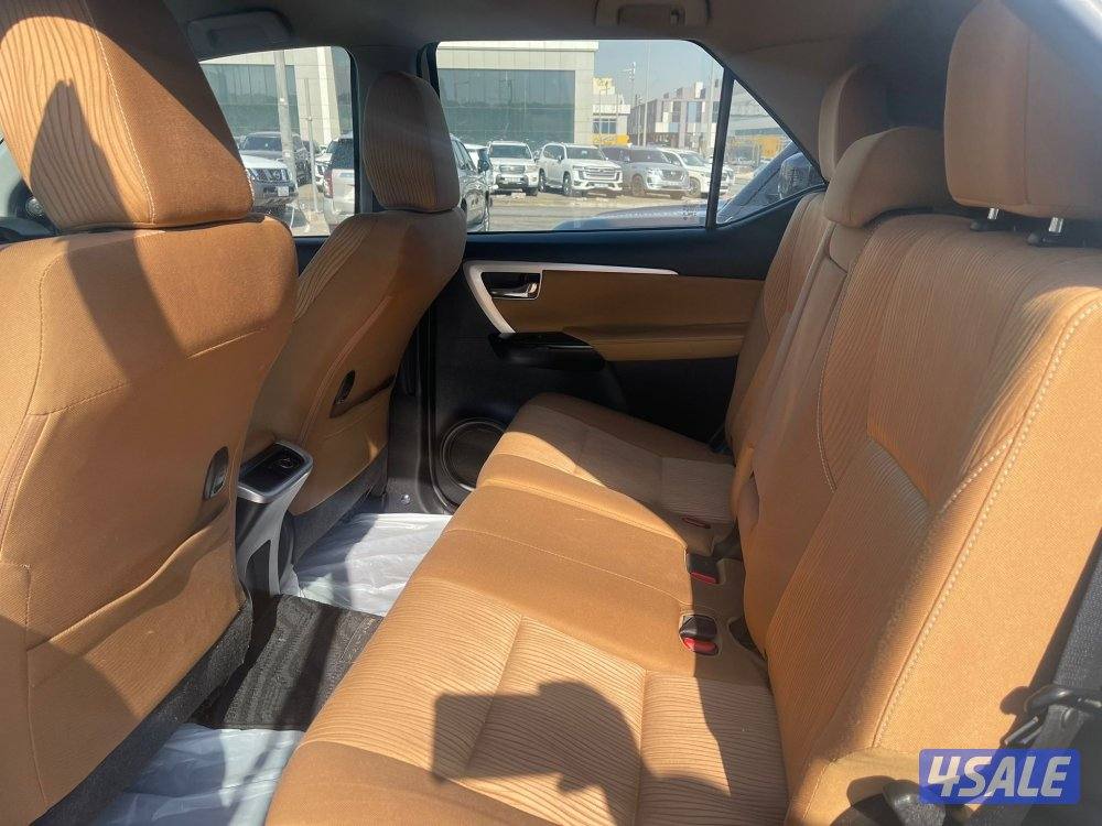 فورتنر V6 صبغ الوكالة7