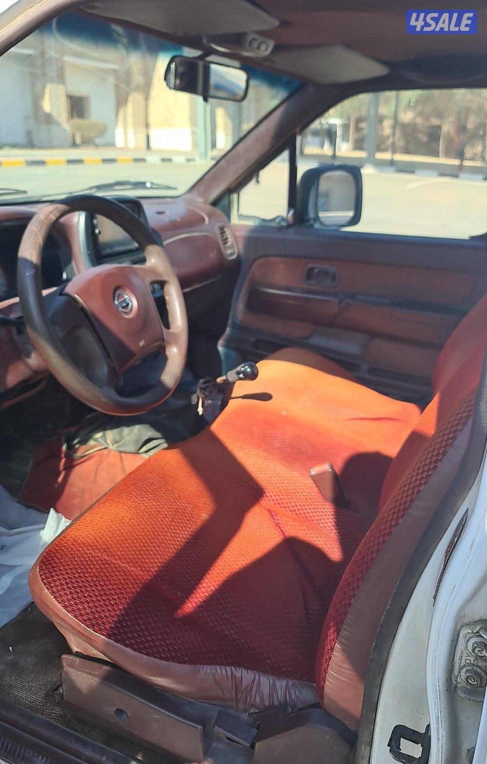 للبيع وانيت نيسان 2001 قير عادي سوبر ( بخاخ )10