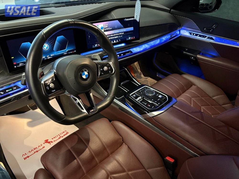 BMW 740 i كت M1