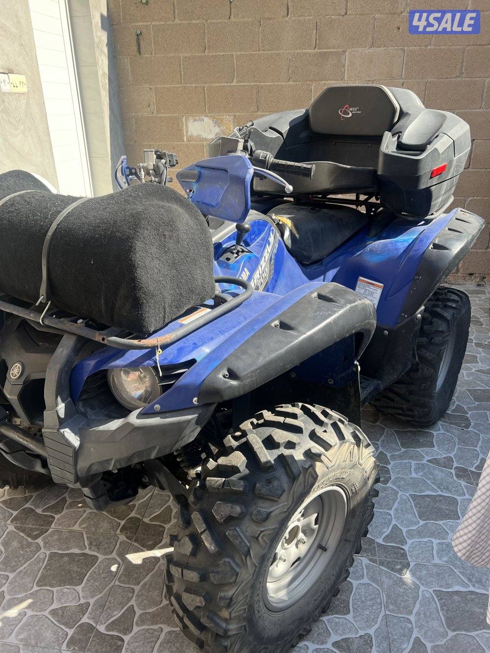 للبيع قرزلي700 عليه جهاز ودبه0