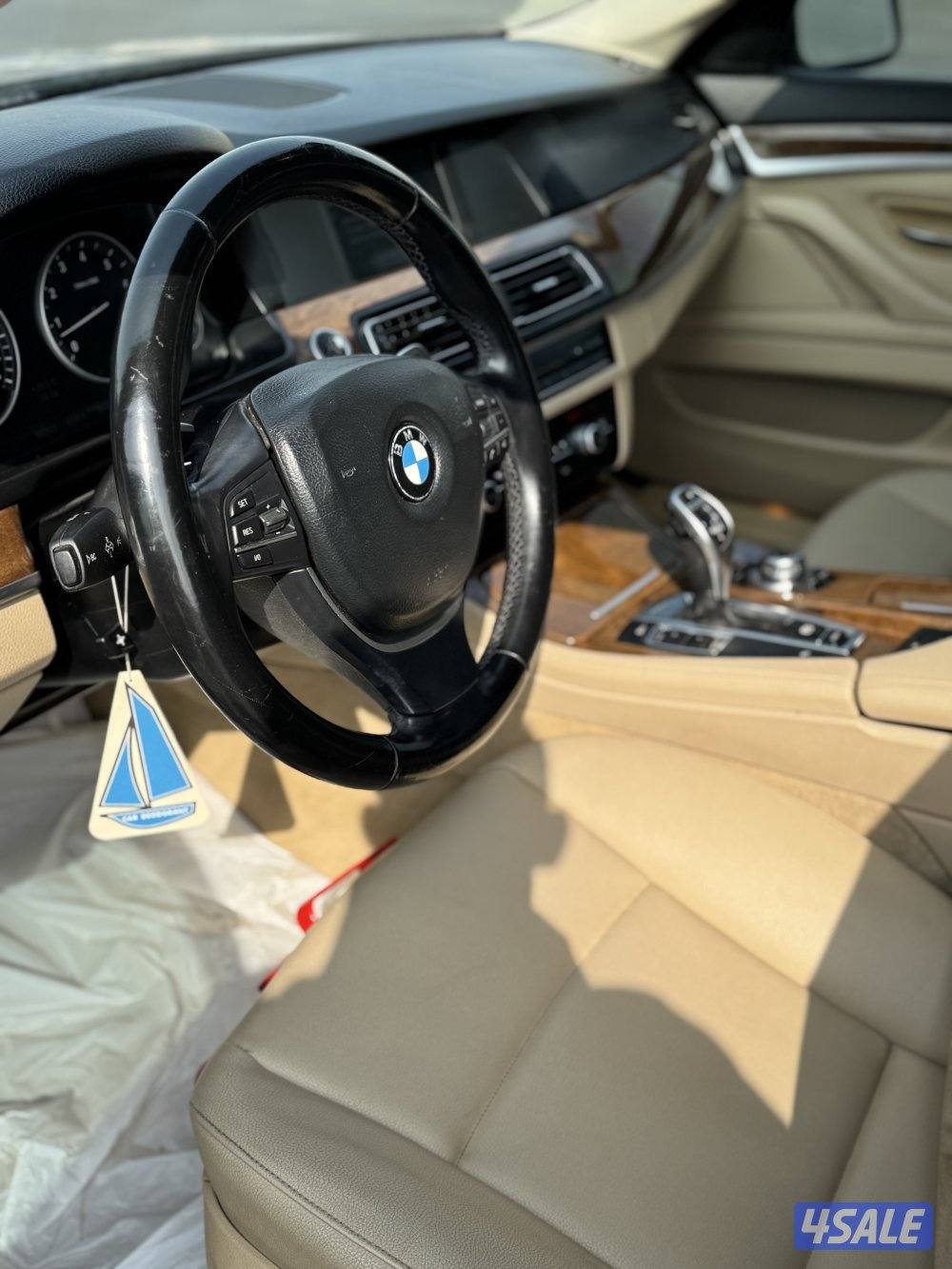 للبيع BMW5204