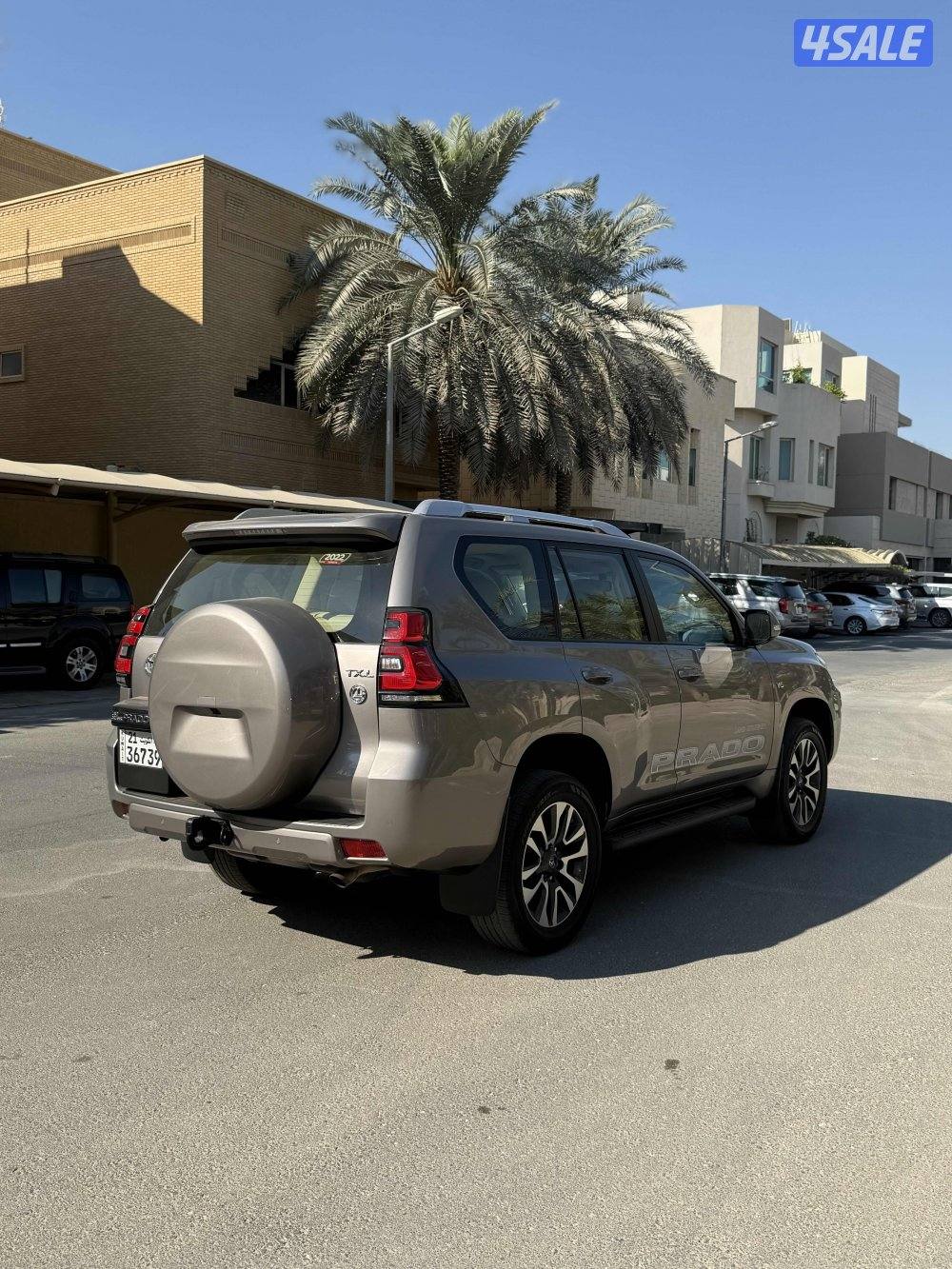 تويوتا برادو وارد الوكالة الفل اعلى درجة3