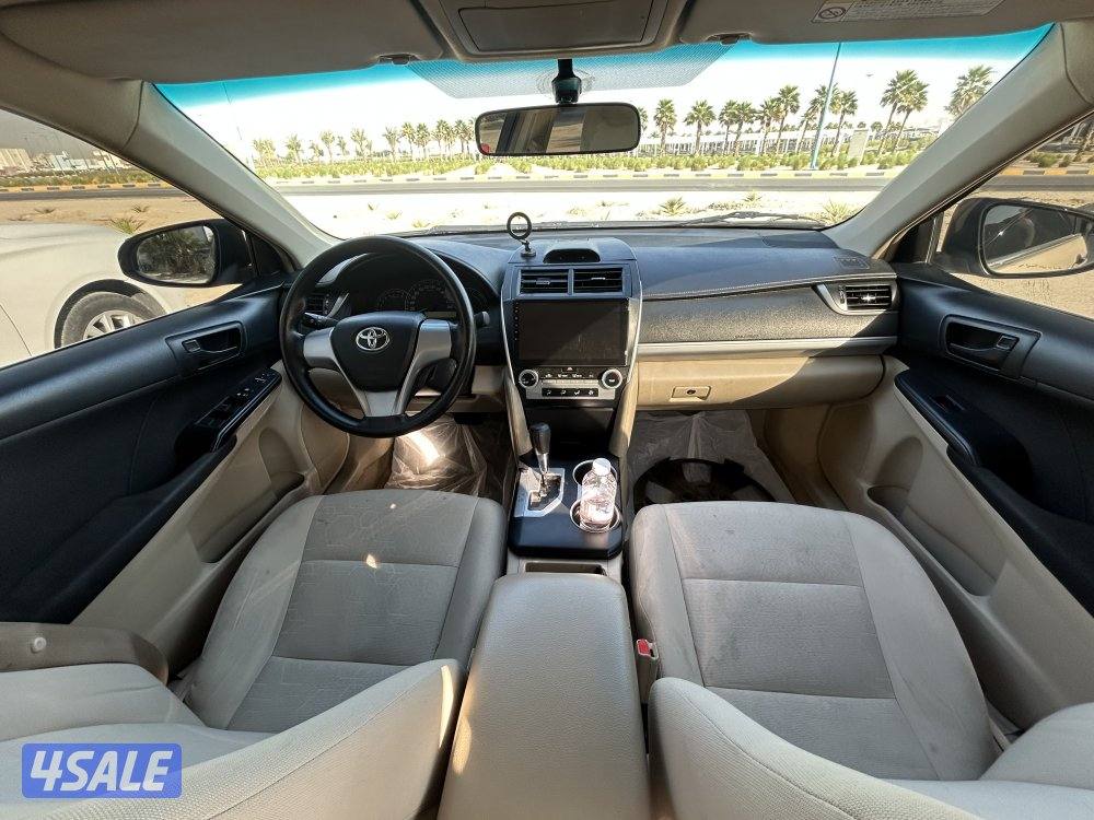 تويوتا كامري ٢٠١٤ ماشية ٩٦ ألف فقط ( GL ) شرط الفحص4