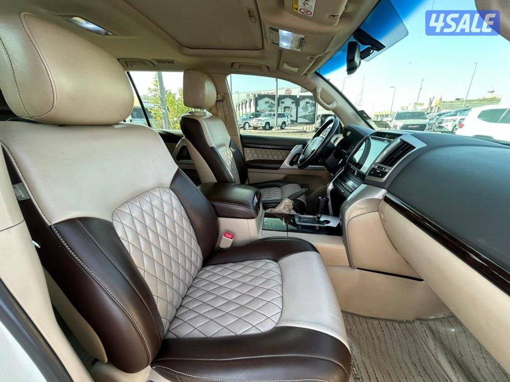 تويوتا لاند كروزر GX.R-V8 PLATINUM EDITION موديل 20145