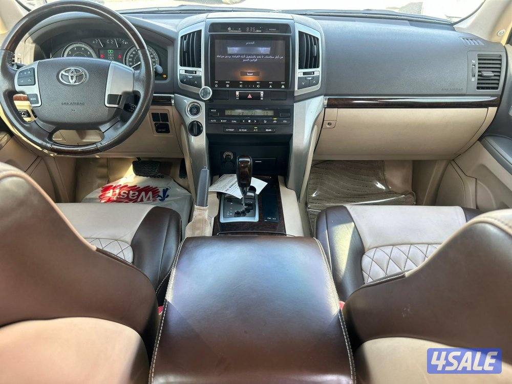 تويوتا لاند كروزر GX.R-V8 PLATINUM EDITION موديل 20146