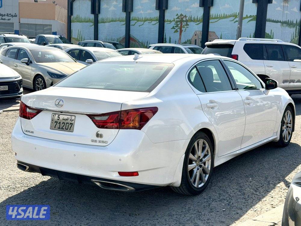 لكزس GS 250 الساير 20141