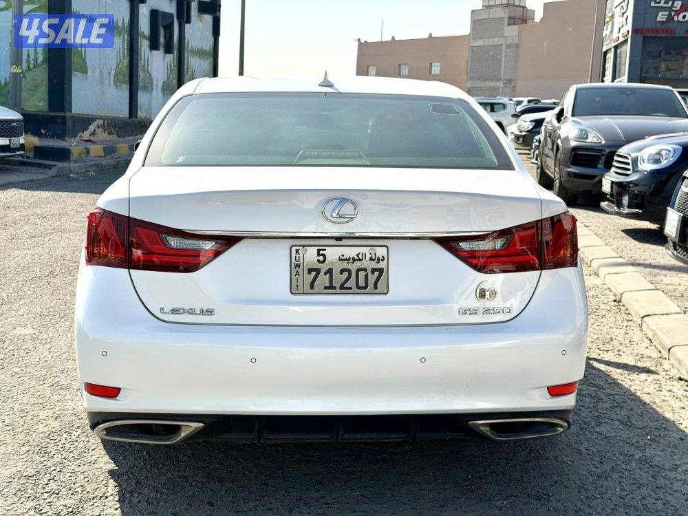 لكزس GS 250 الساير 20147