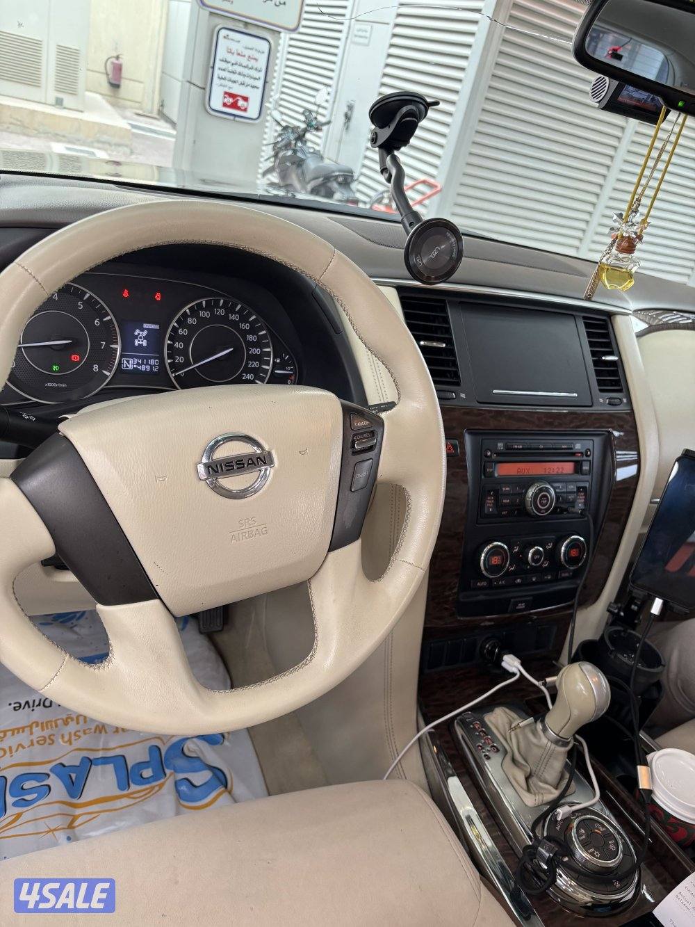 للبيع نيسان باترول 2012 حالة السياره فوق الممتاز تكيف 100/1008
