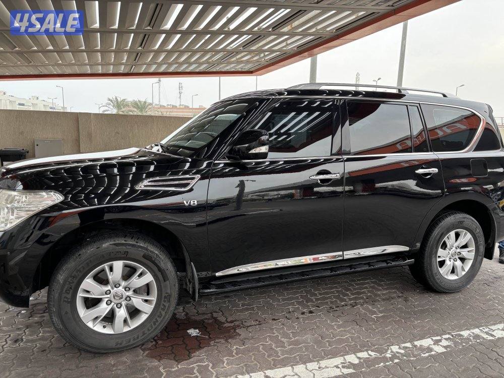 للبيع نيسان باترول 2012 حالة السياره فوق الممتاز تكيف 100/1002