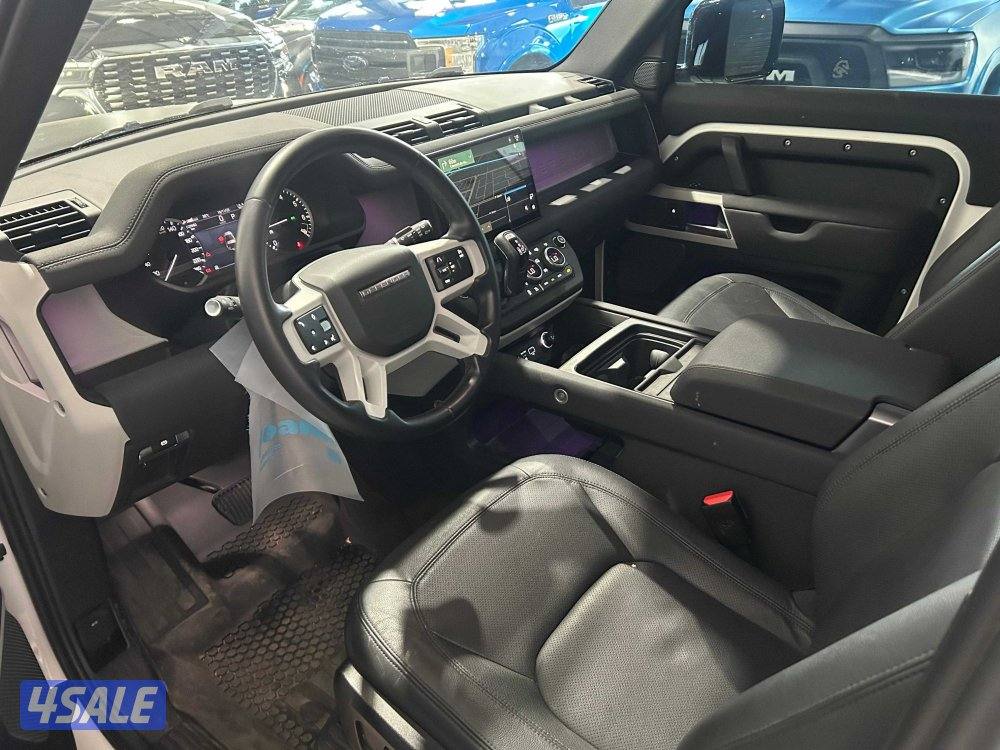 2023 Land Rover Defender5