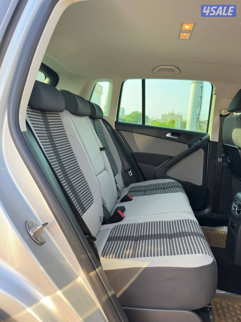 تيجوان 2012 ماشي 60 الف السيارة وكالة12