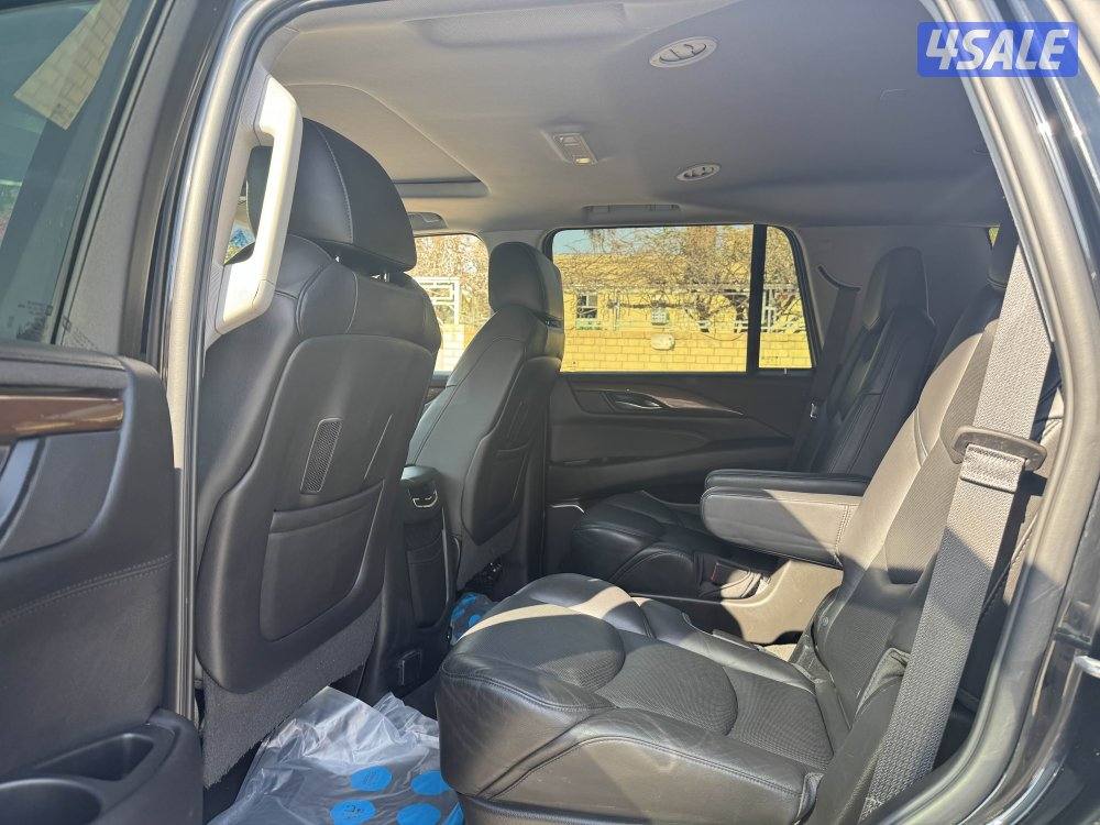 كادليك اسكاليد ٢٠١٨// ((١٠غيار ))5