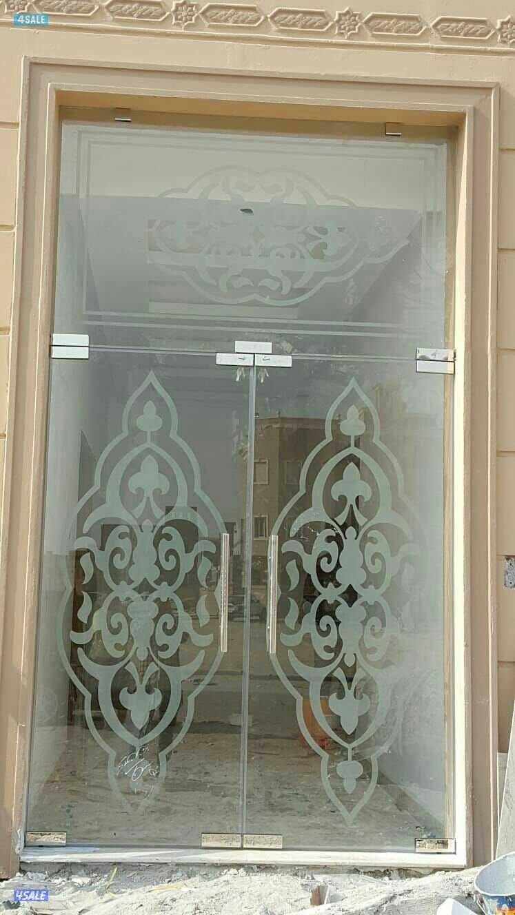 تركيب زجاج ومرايا سكريت شاور حمام فتح شفاط طاولات طعام0