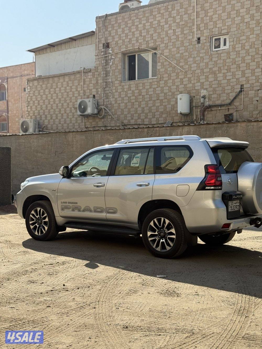 برادو ٢٠٢٢ شرط الفحص صبغ الوكاله بالكامل ماشي ٤٦ الف2