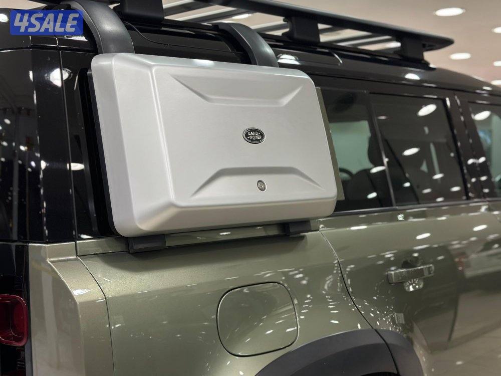 ديفندر HSE V6 وكالة تحت الكفالة موديل ٢٠٢٢ عداد ١٠٩ ألف كيلو6