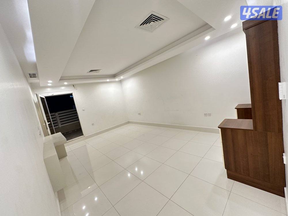 للايجار دوبلكس 6 غرف نوم مع حديقة كبيرة جدا10