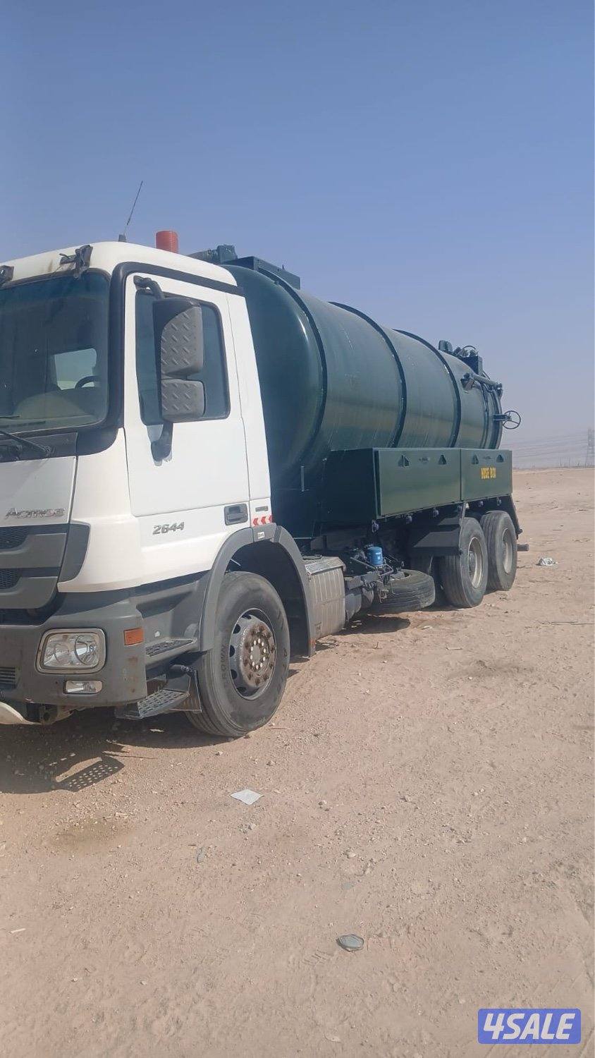 لبيع مرسيدس موديل 2011حجم 26/44فاكيوم وارد المانيا1