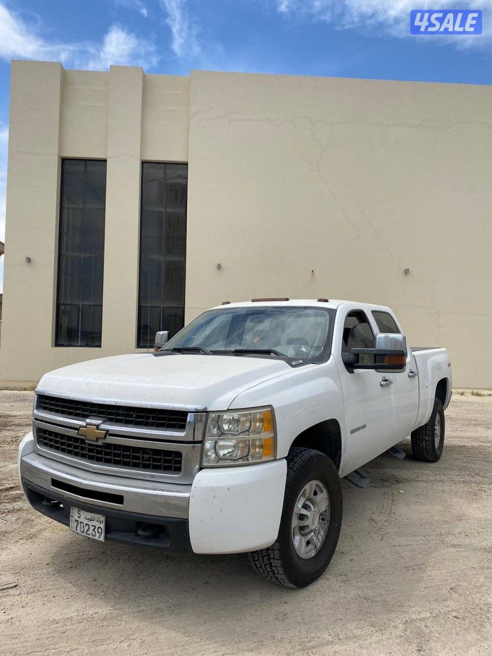 للبيع وانيت سلفرادو غمارتين HD٢٠١٠ بيعه سريعه الون ابيض1